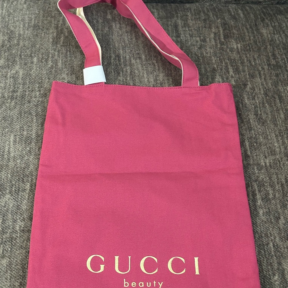 Gucci Fuchsia Tote with Gold Logo